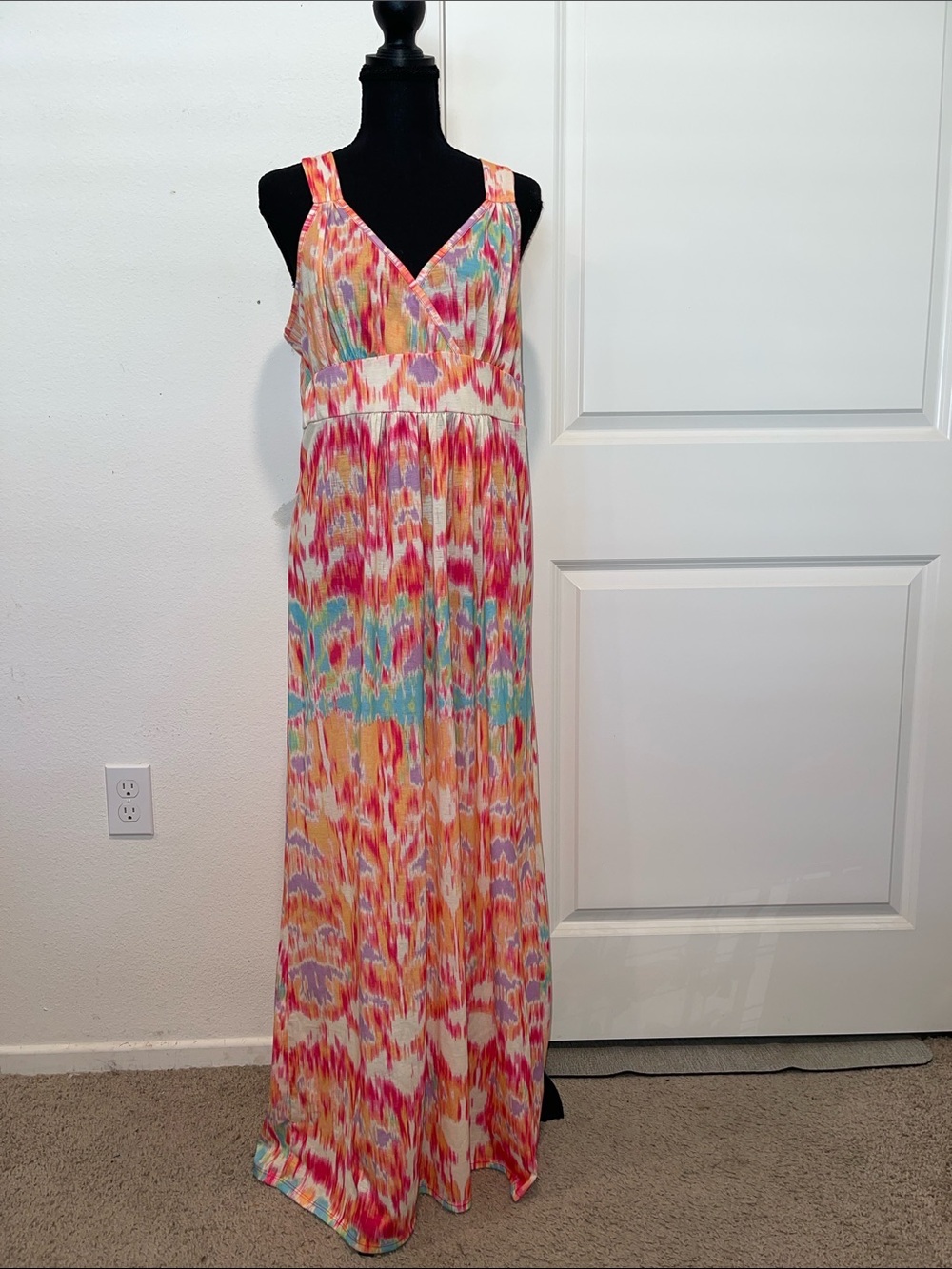 Colorful Ikat Print Maxi Dress - Multicolor